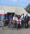 Distribution de vélos et cartables dans la province de Safi